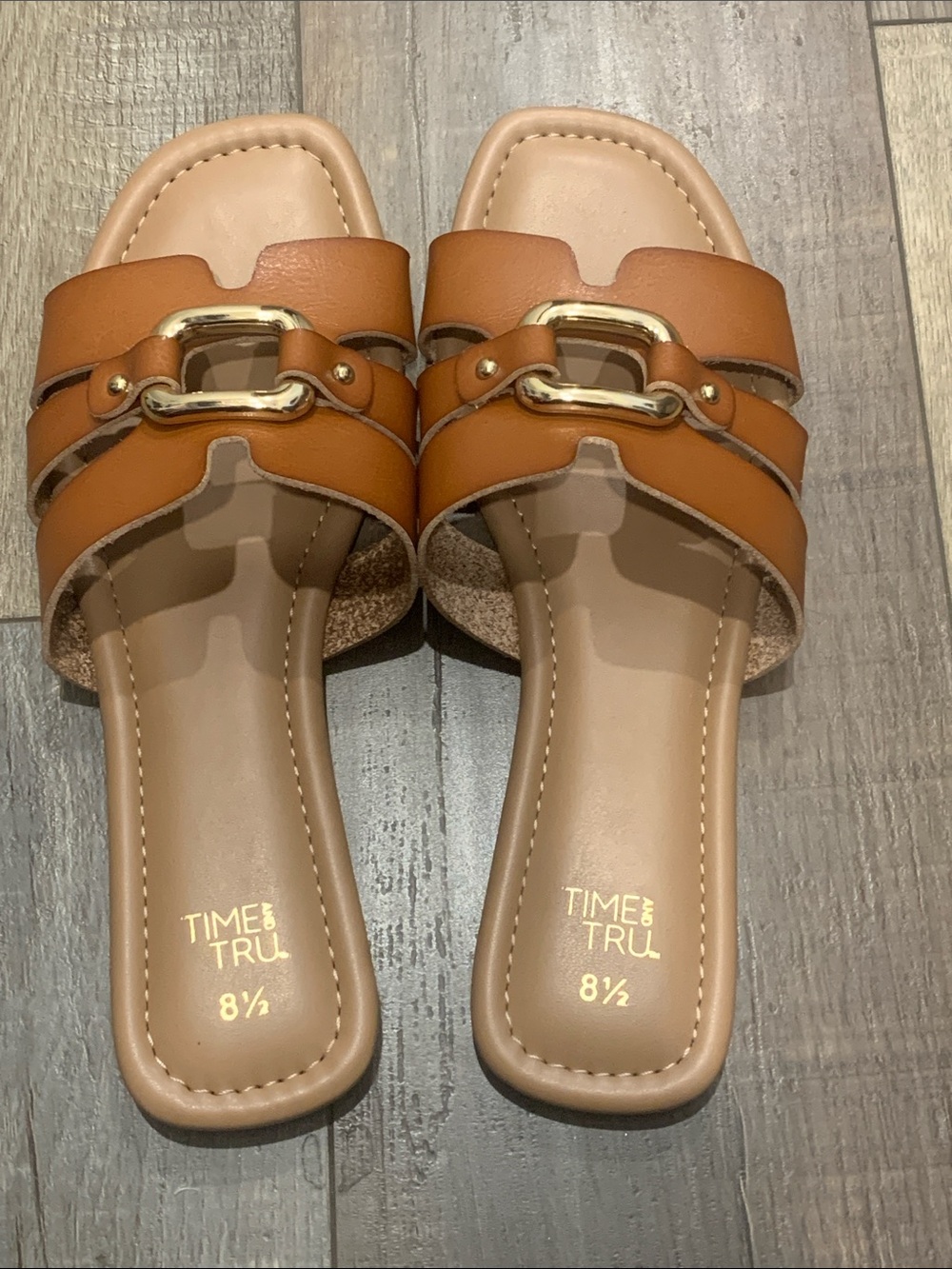 Time and Tru Cognac Slide Sandals w/Gold Buckle SIZE 8.5